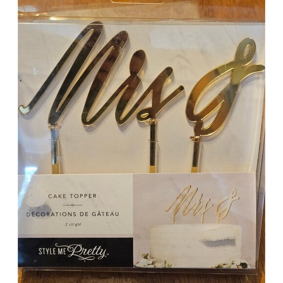 Mr. & Mrs. Cake Toppers New in Box Wedding Celebration Decor Party Engagement - Picture 4 of 5